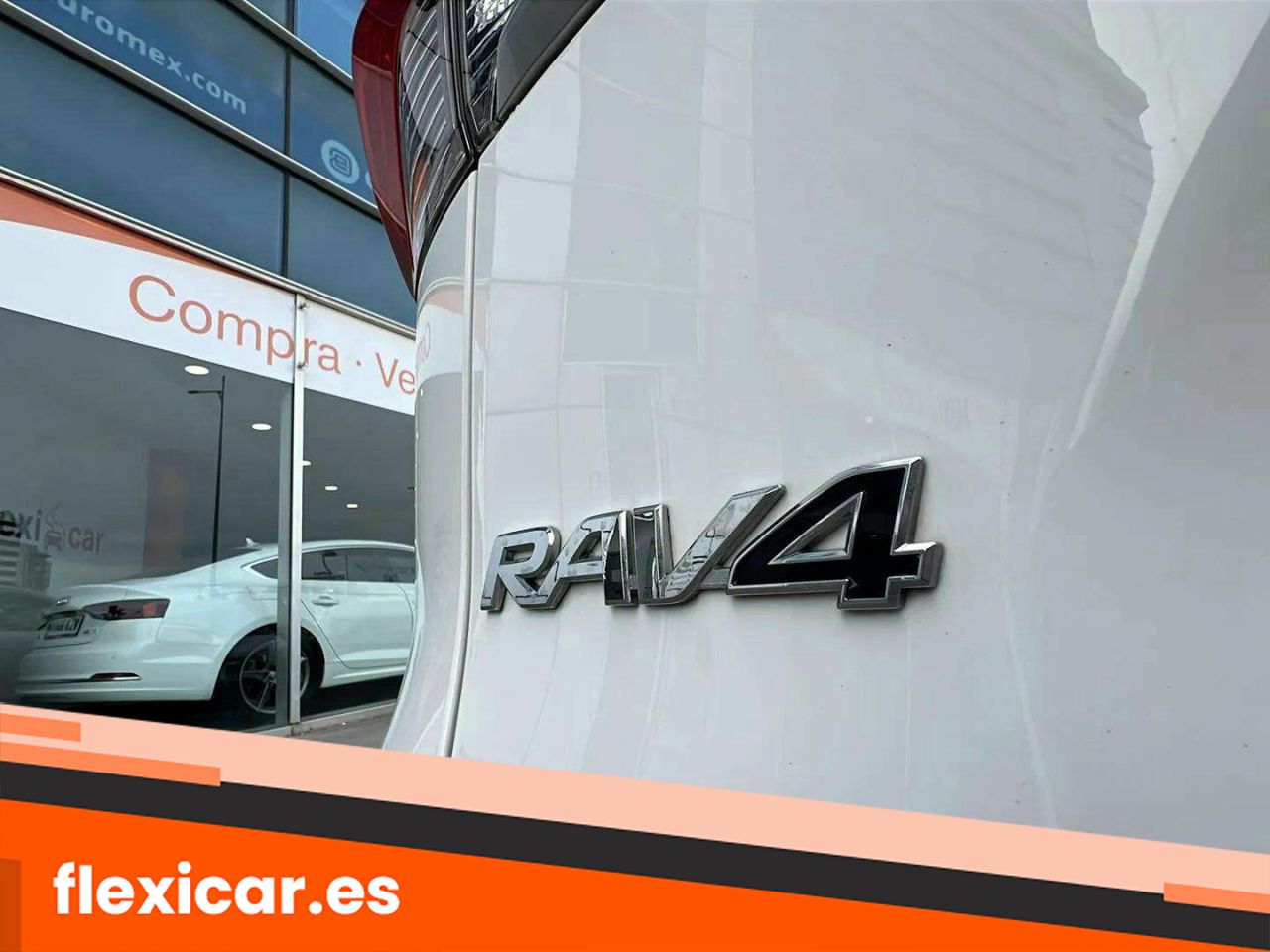 Foto Toyota Rav4 32