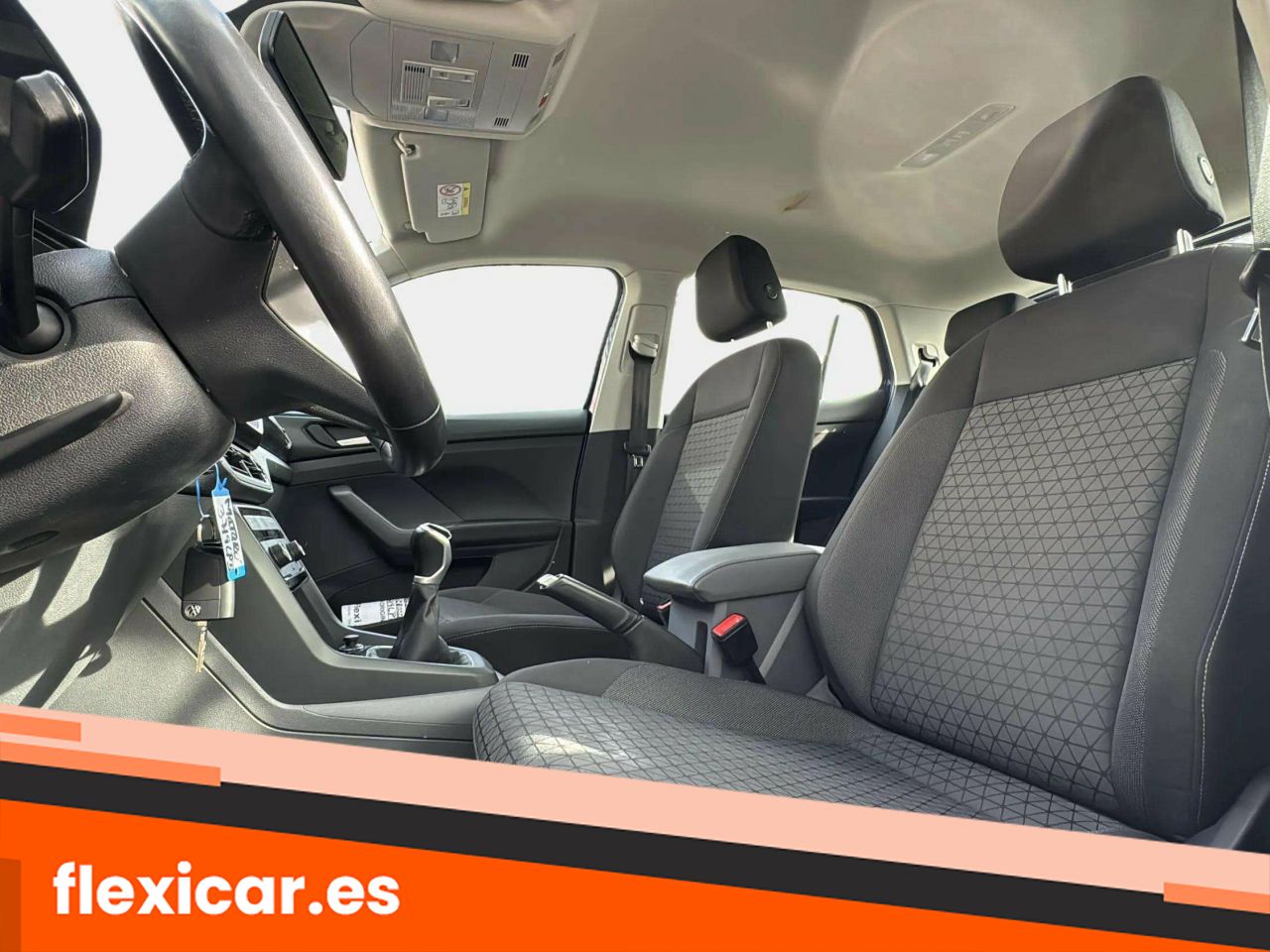 Foto Volkswagen T-Cross 10