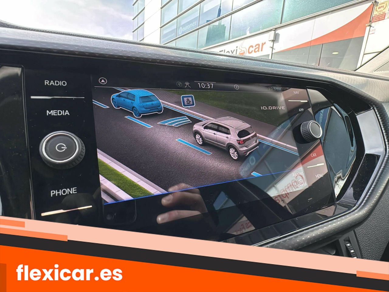 Foto Volkswagen T-Cross 12