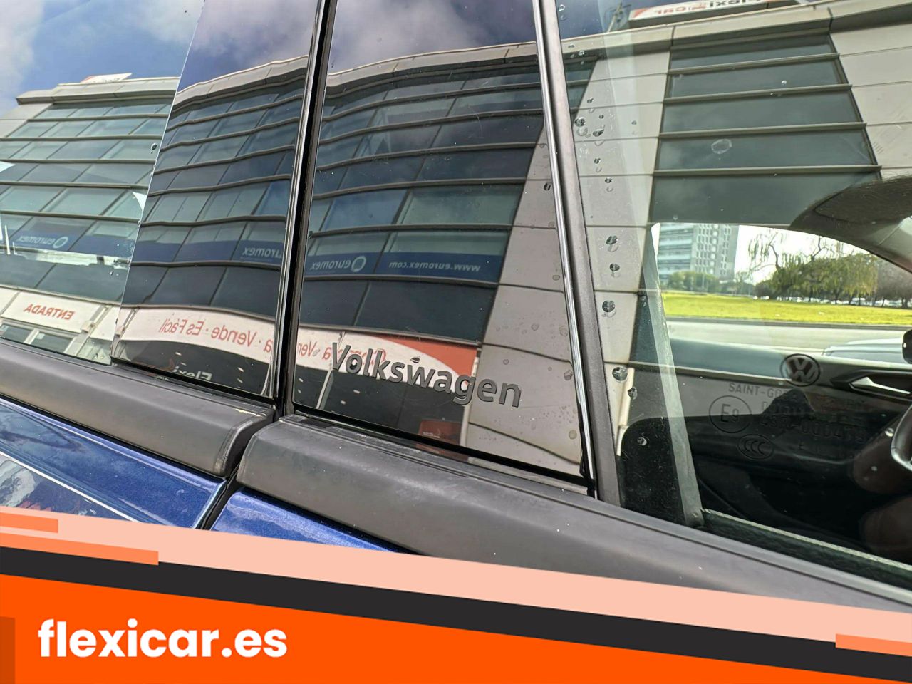 Foto Volkswagen T-Cross 29
