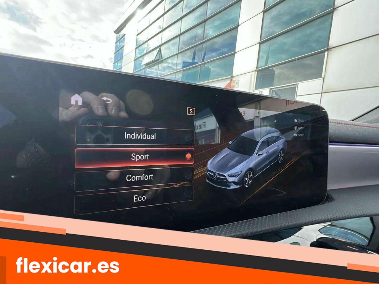 Foto Mercedes-Benz Clase CLA 13