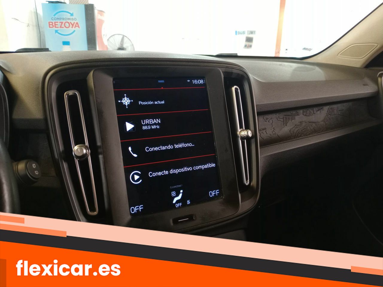 Foto Volvo XC40 15
