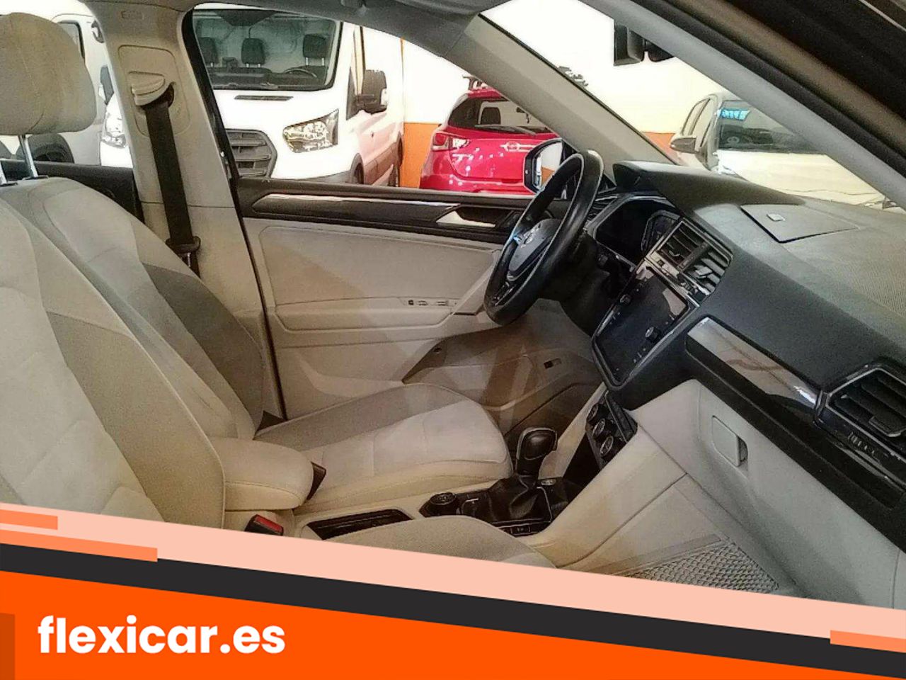 Foto Volkswagen Tiguan 16