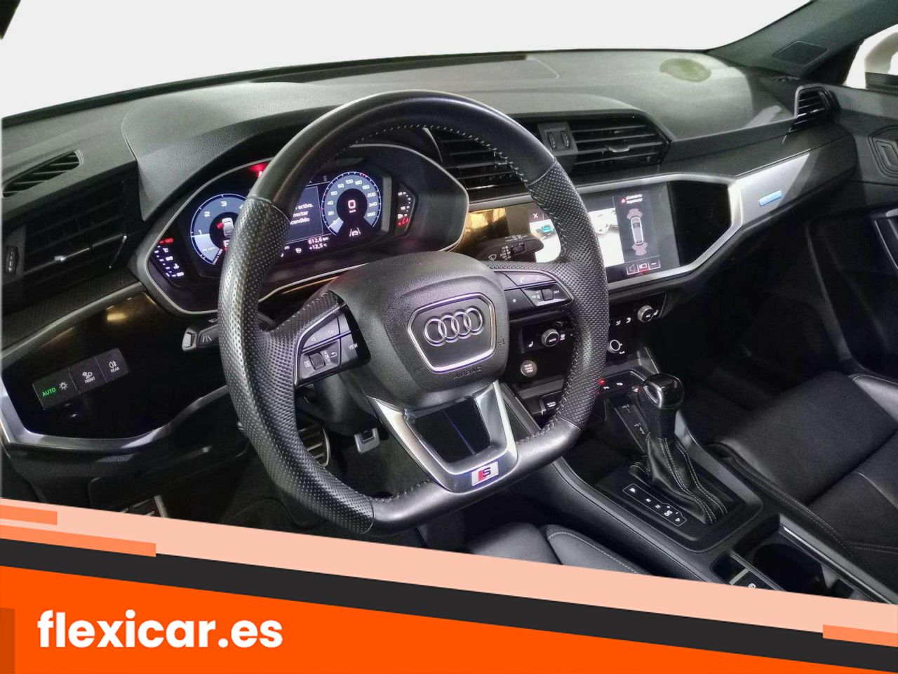 Foto Audi Q3 10