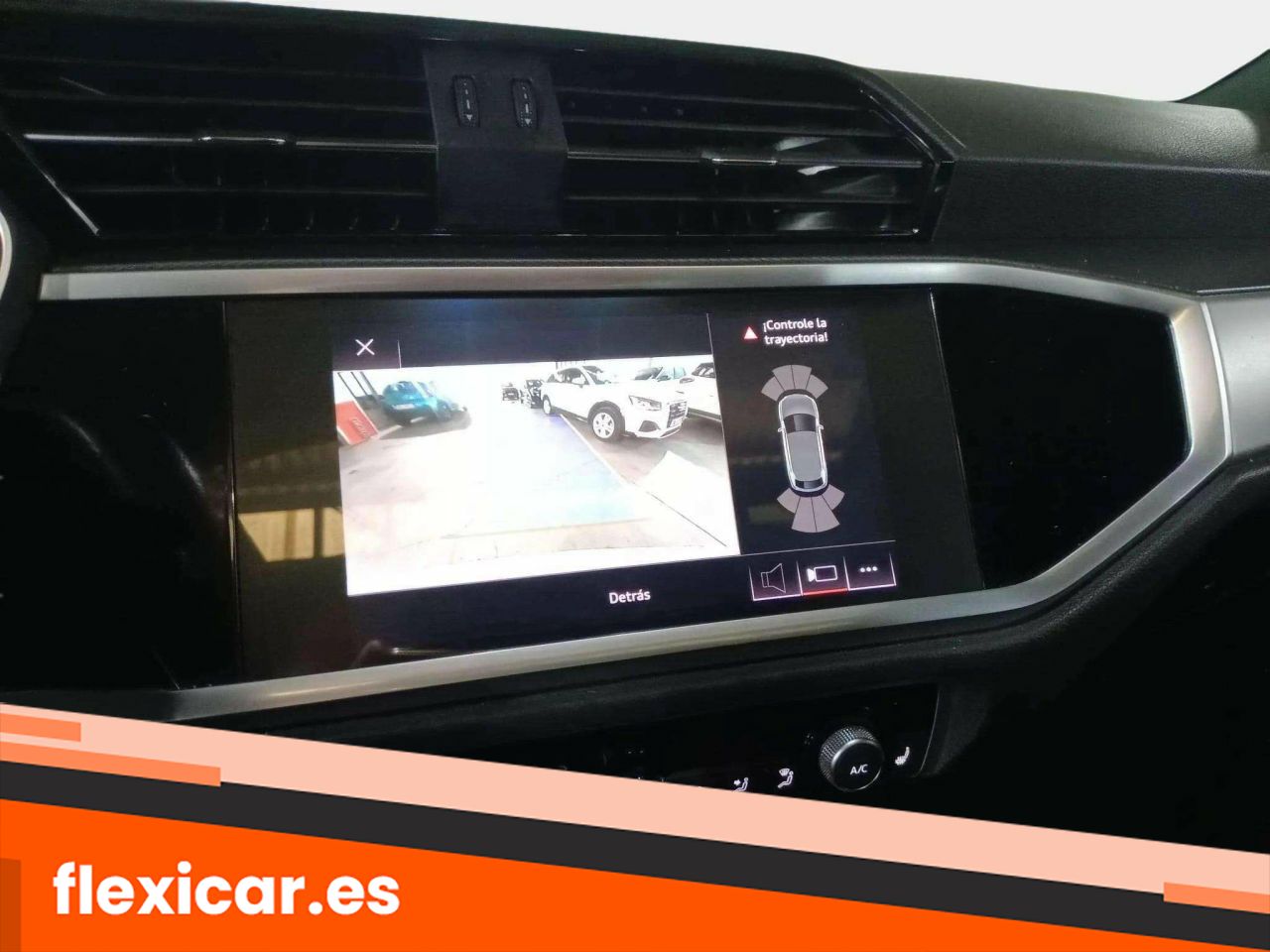 Foto Audi Q3 24