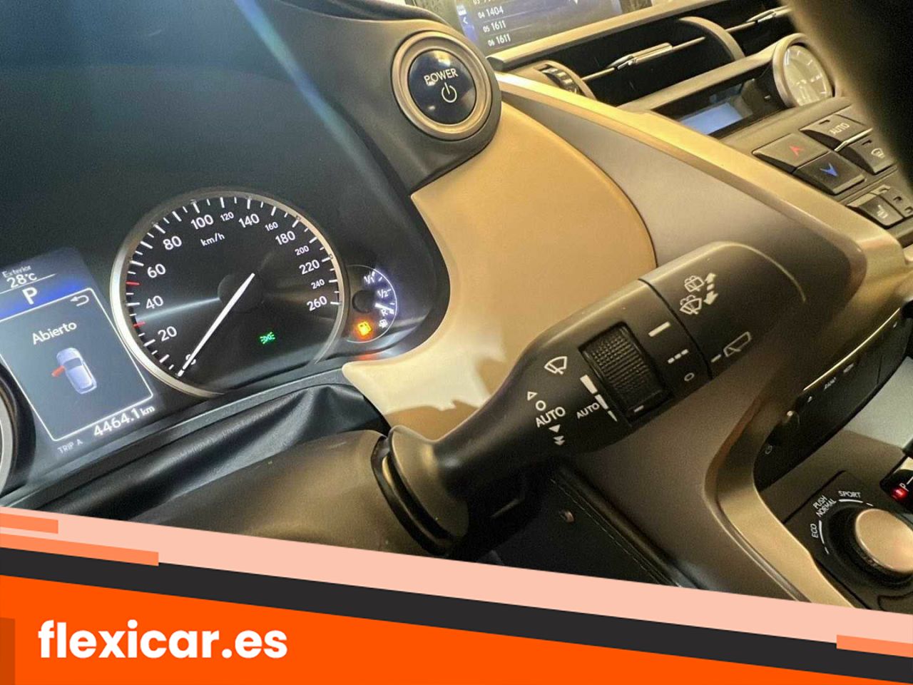 Foto Lexus NX 23