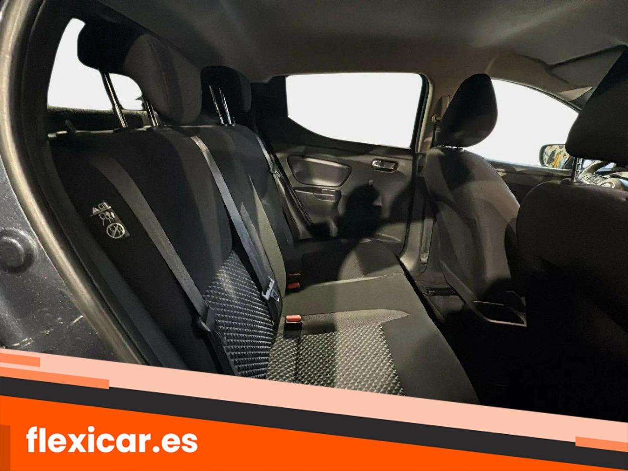 Foto Nissan Micra 15