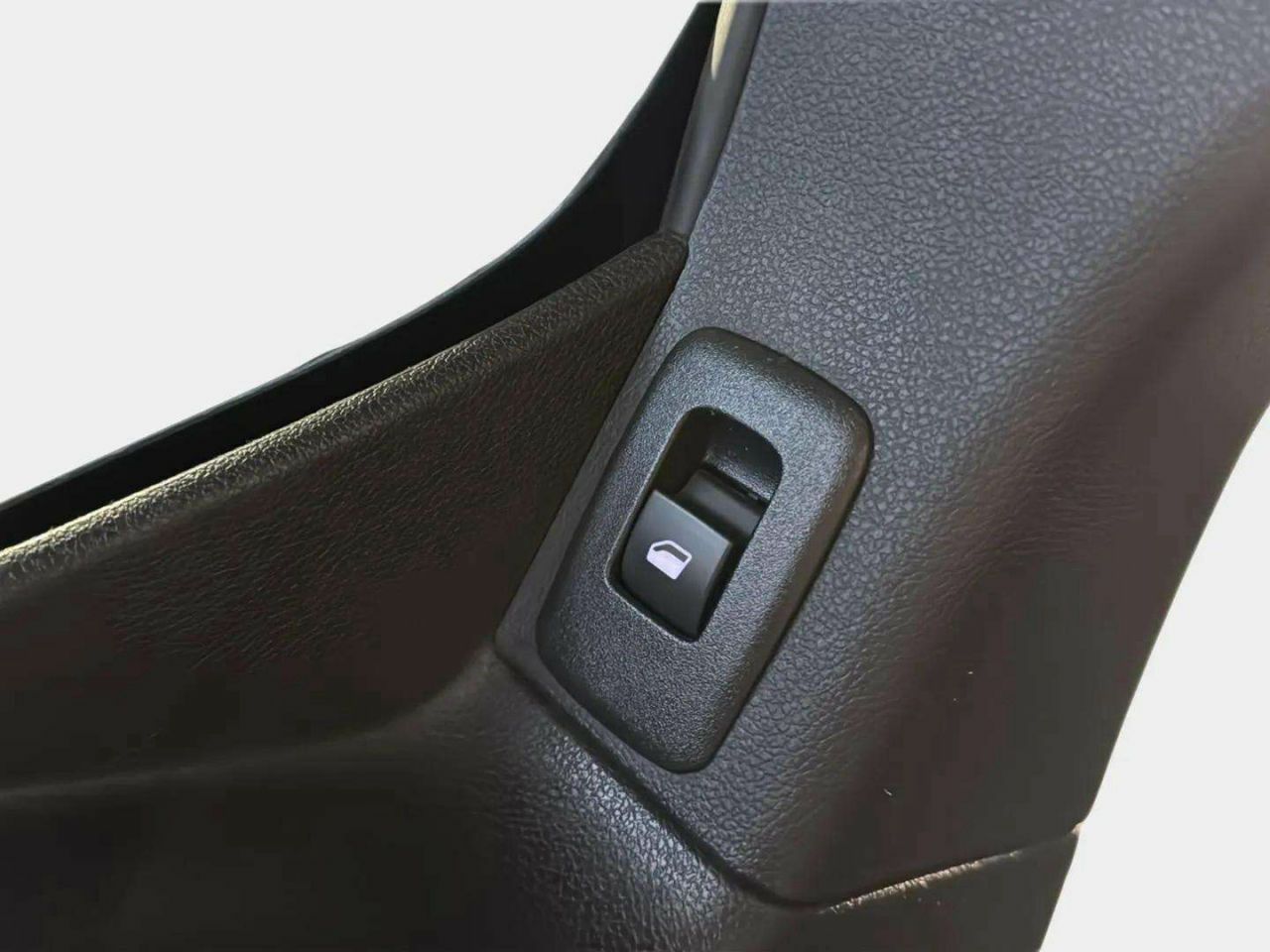 Foto Peugeot Rifter 23