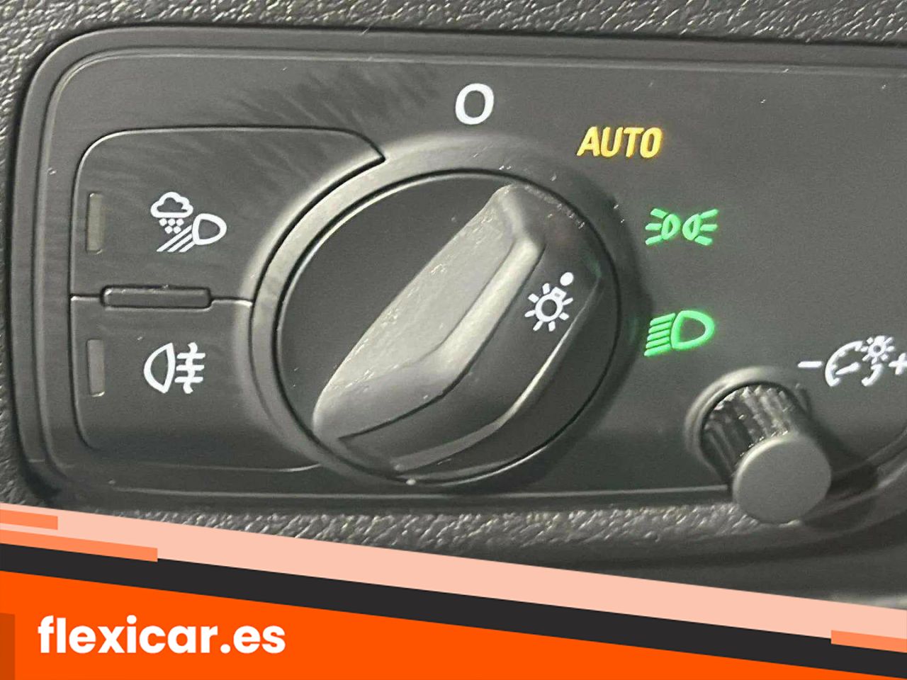 Foto Audi Q2 14