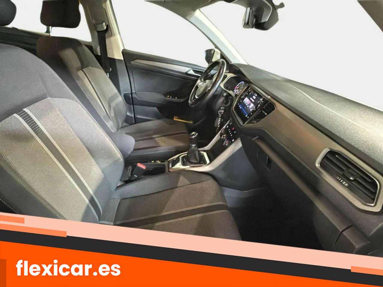Foto Volkswagen T-Roc 13