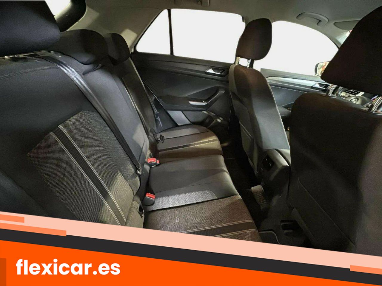 Foto Volkswagen T-Roc 14