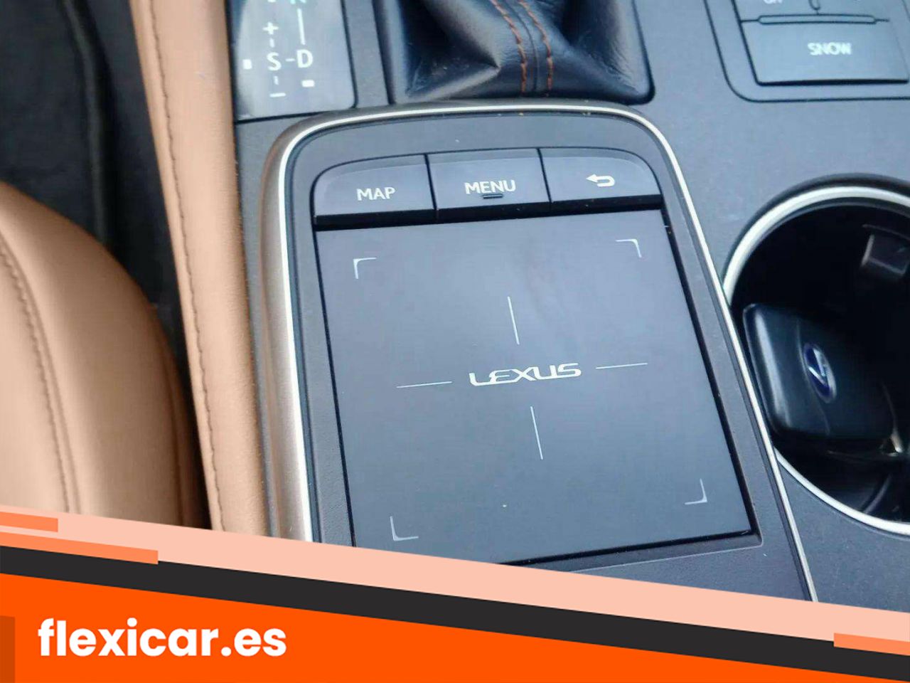 Foto Lexus RC 18