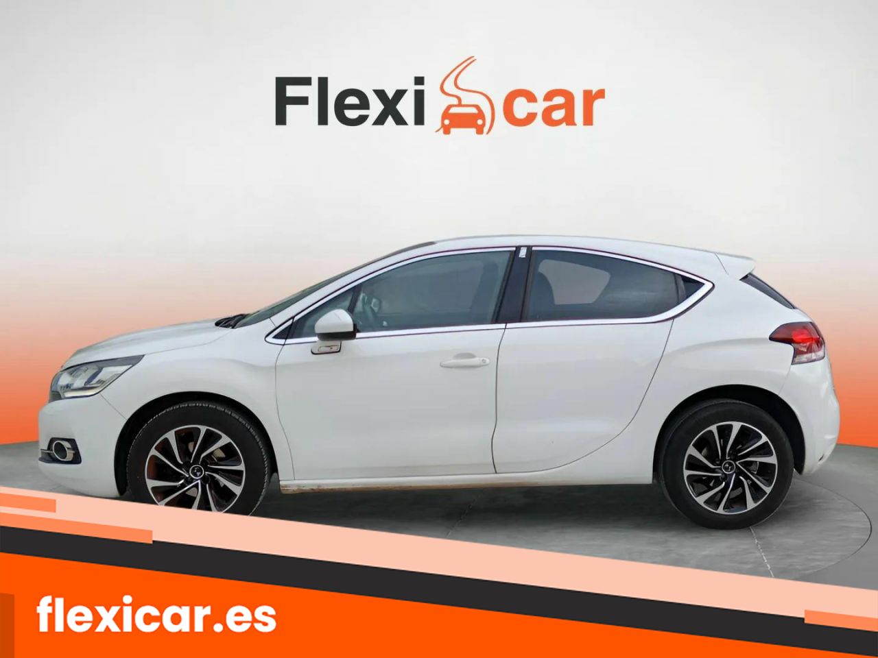 Foto DS Automobiles DS 4 4
