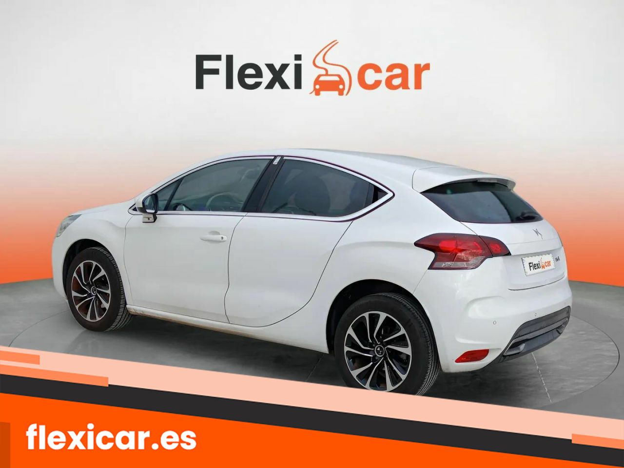 Foto DS Automobiles DS 4 5