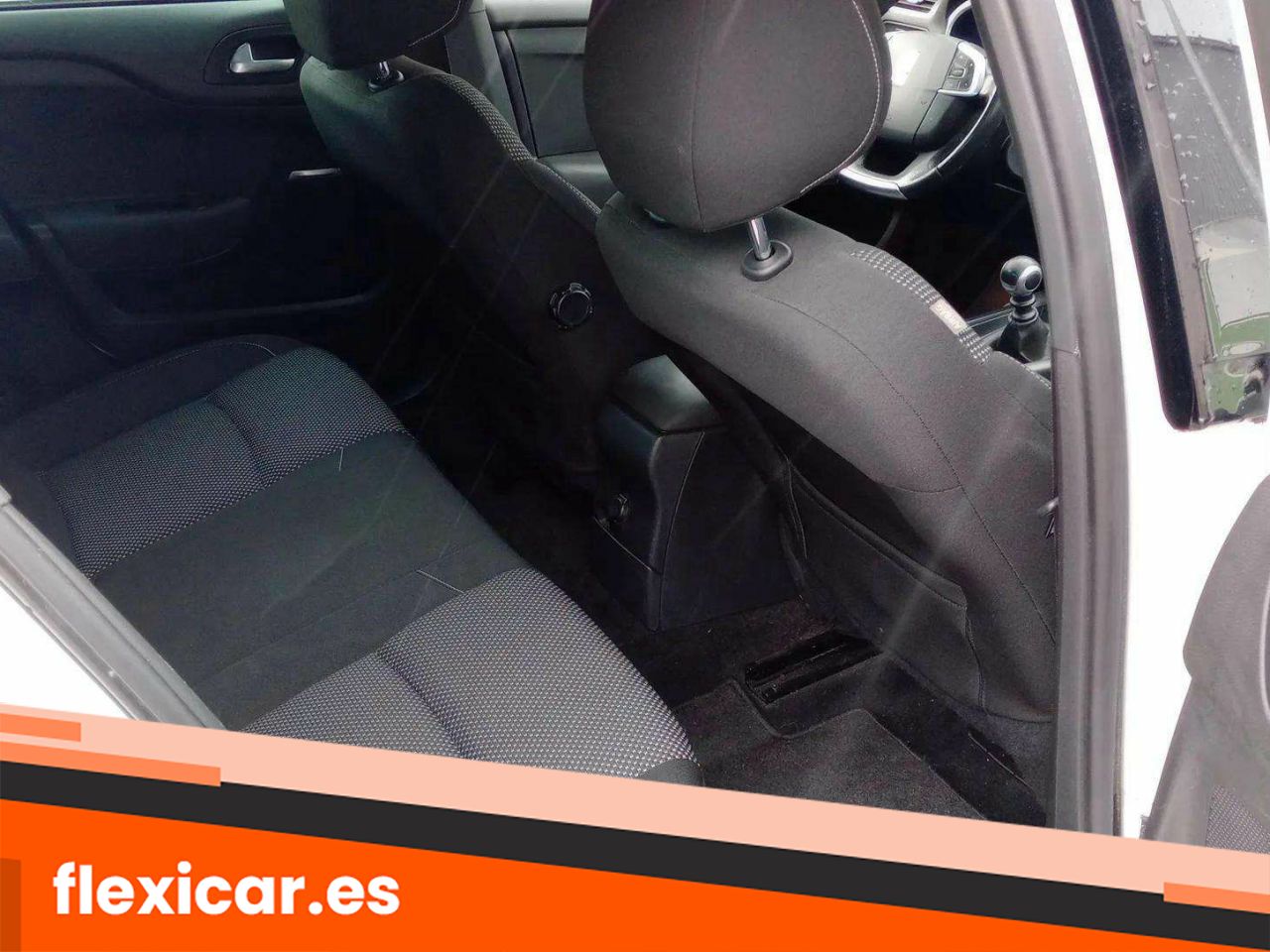 Foto DS Automobiles DS 4 16