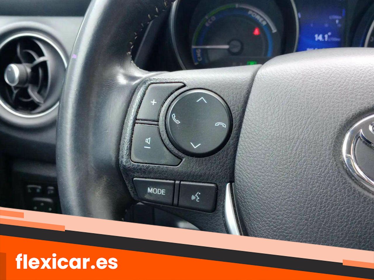 Foto Toyota Auris 12