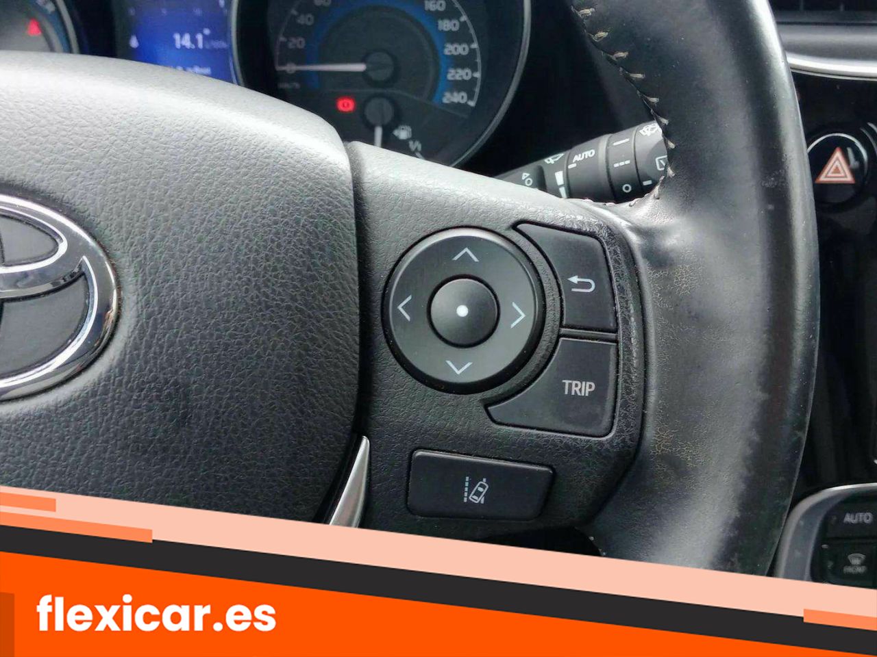 Foto Toyota Auris 13