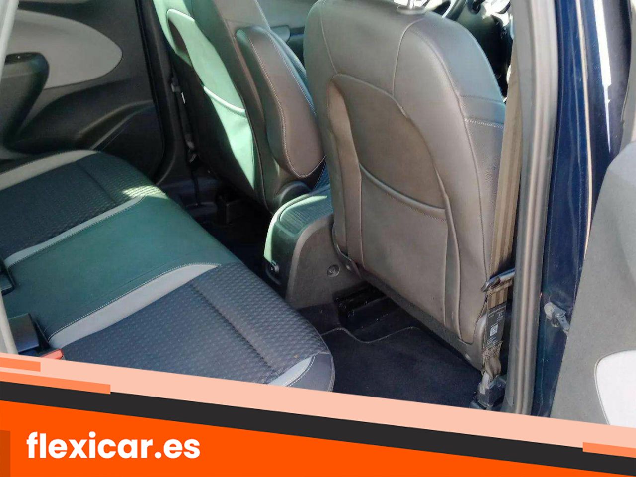 Foto Opel Crossland X 18