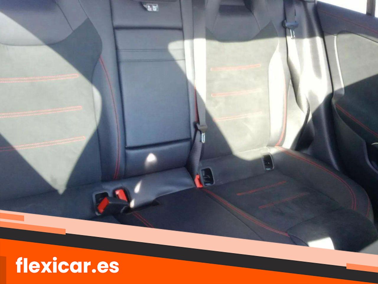 Foto Mercedes-Benz Clase CLA 25