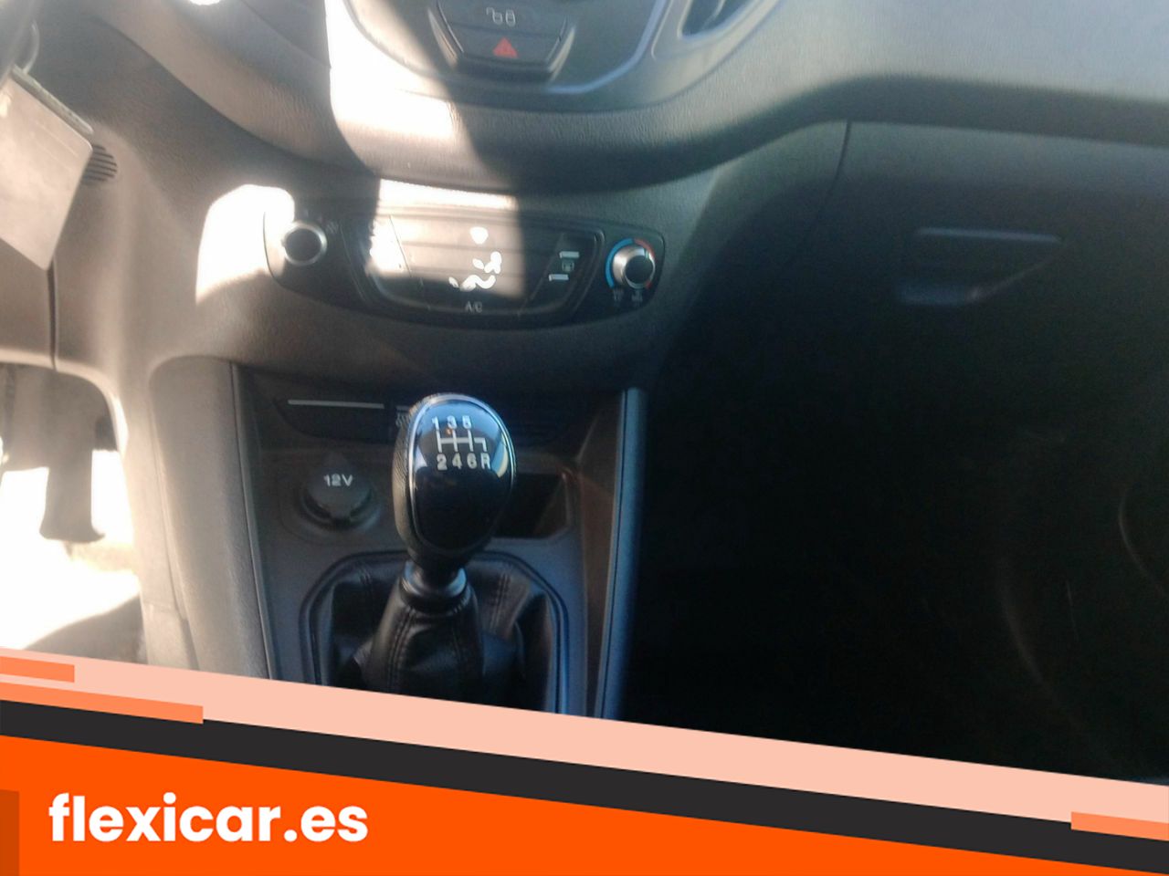 Foto Ford Tourneo Courier 14