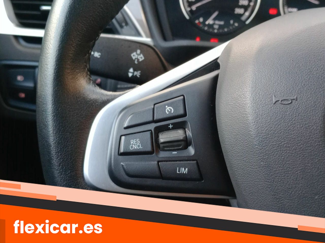Foto BMW X1 12