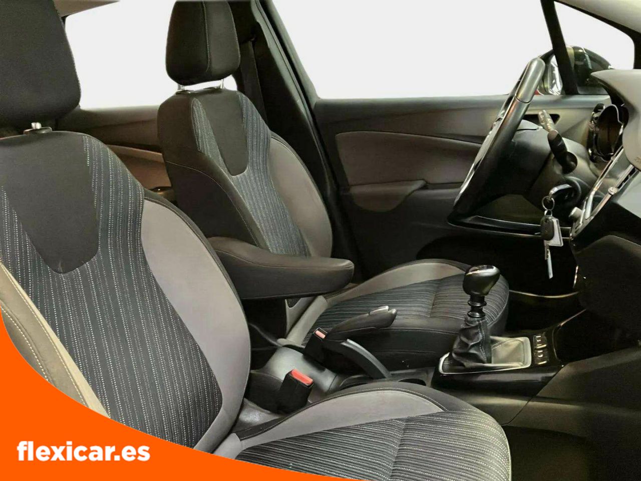 Foto Opel Crossland X 16