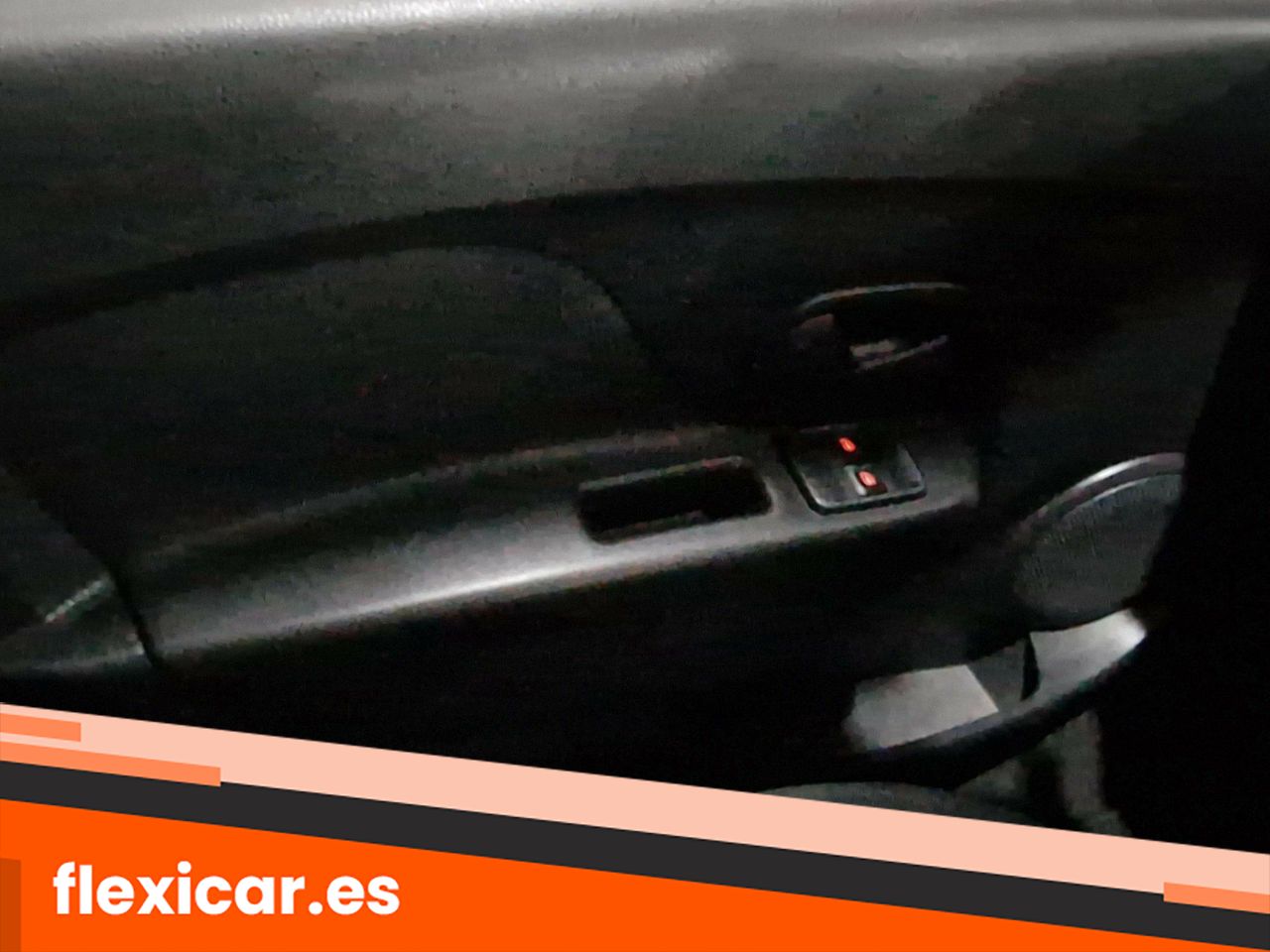Foto Dacia Logan 17