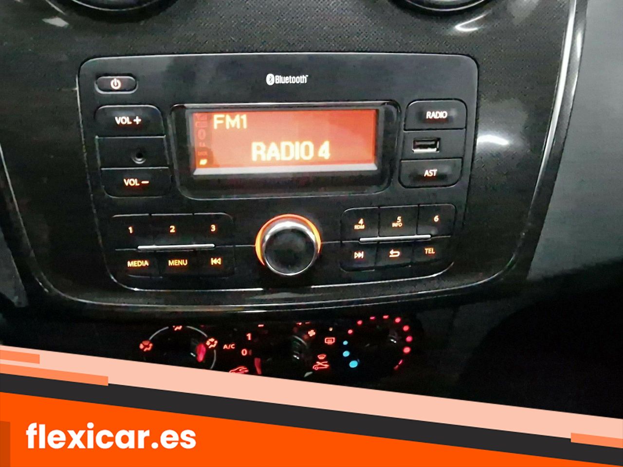 Foto Dacia Logan 21