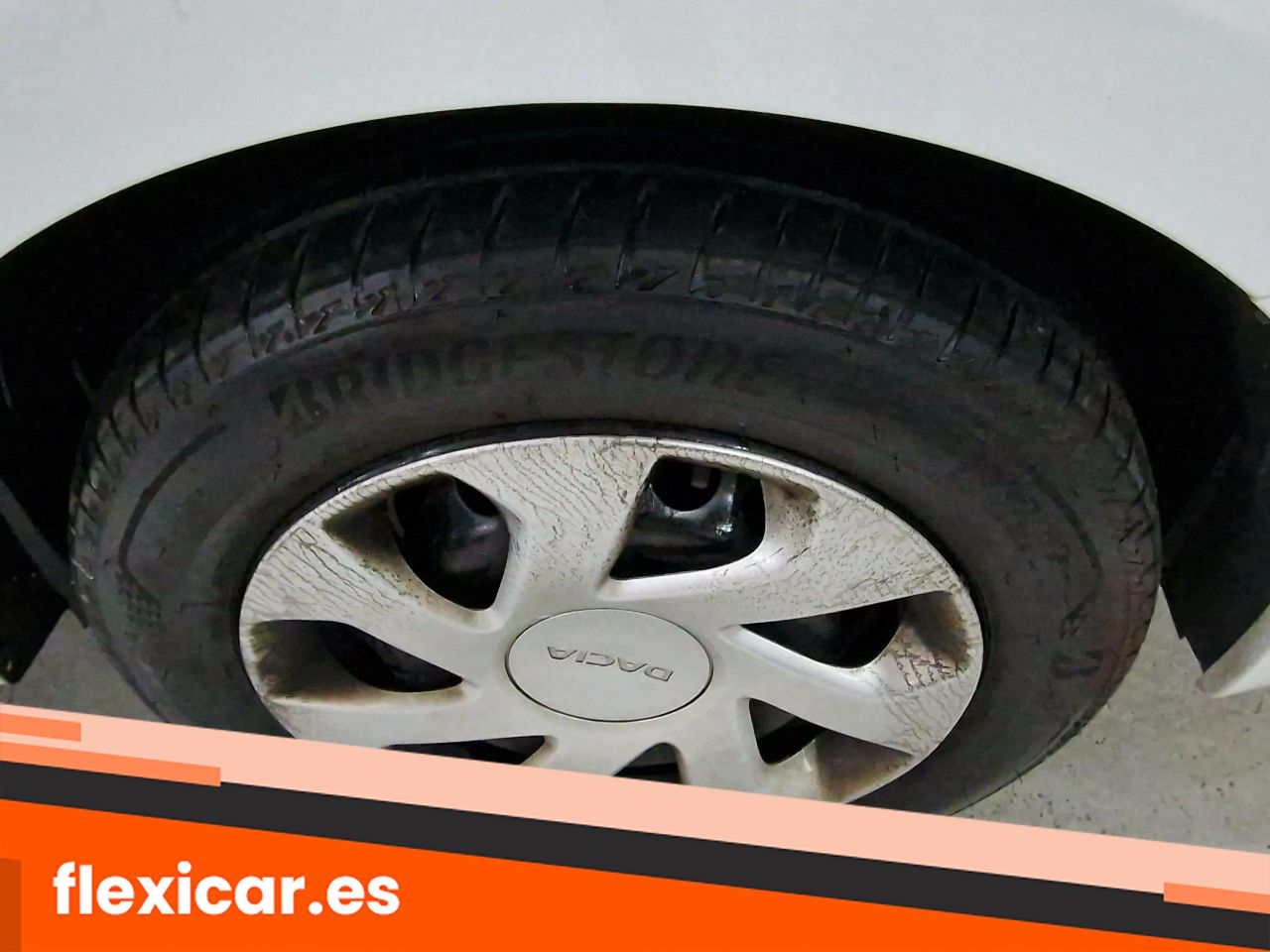 Foto Dacia Logan 23