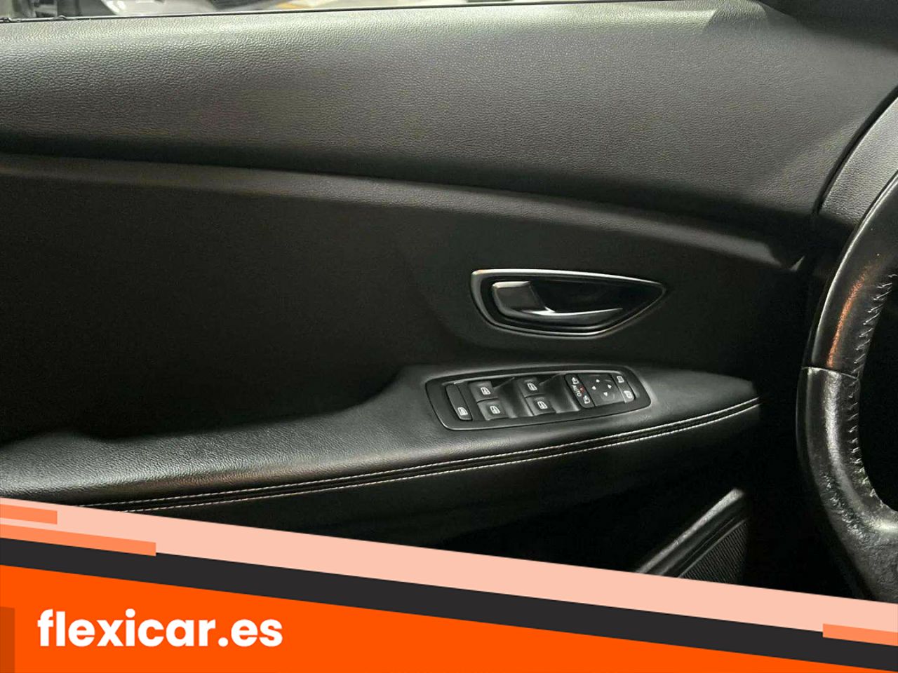 Foto Renault Scénic 16