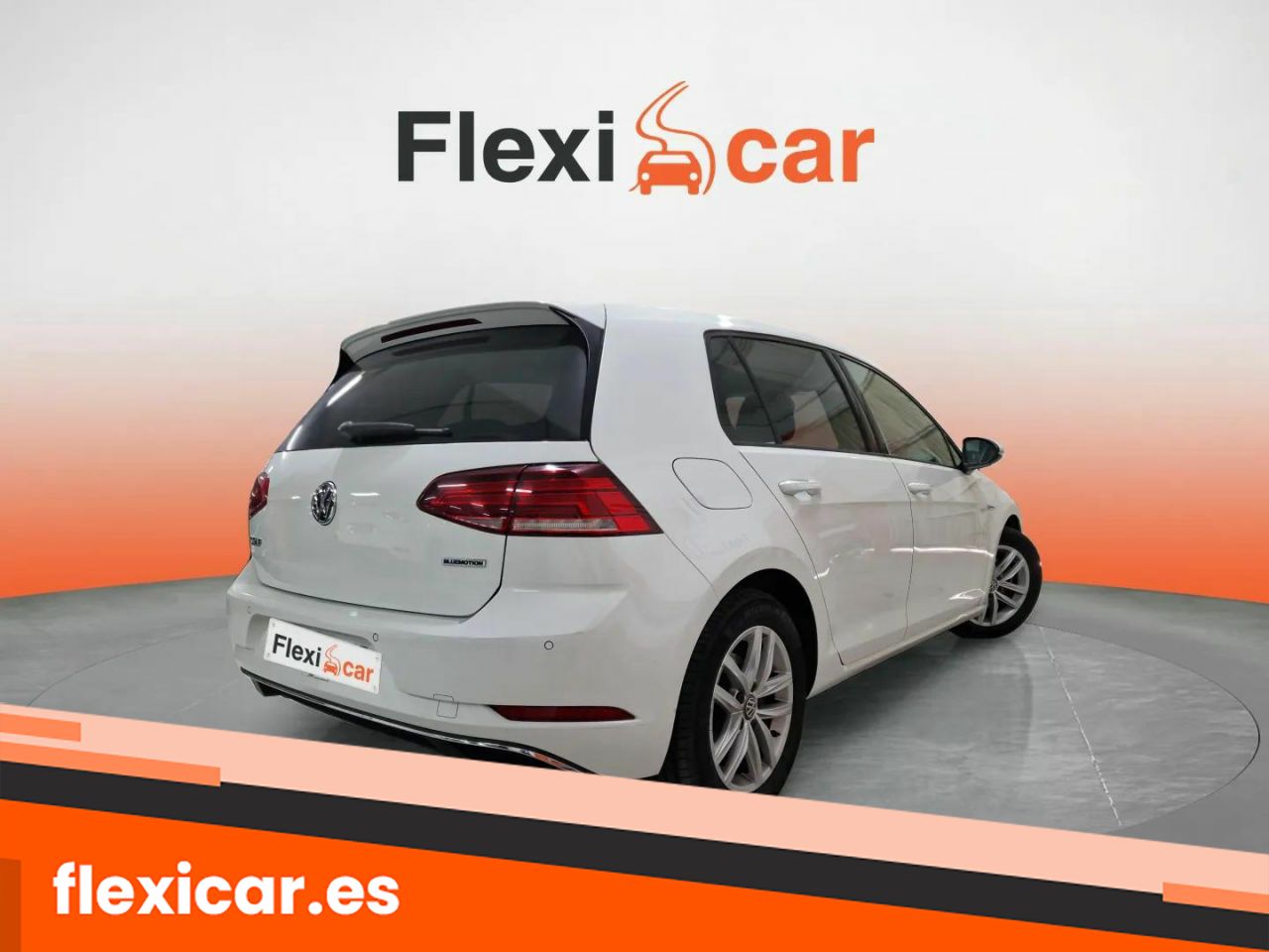 Foto Volkswagen Golf 8
