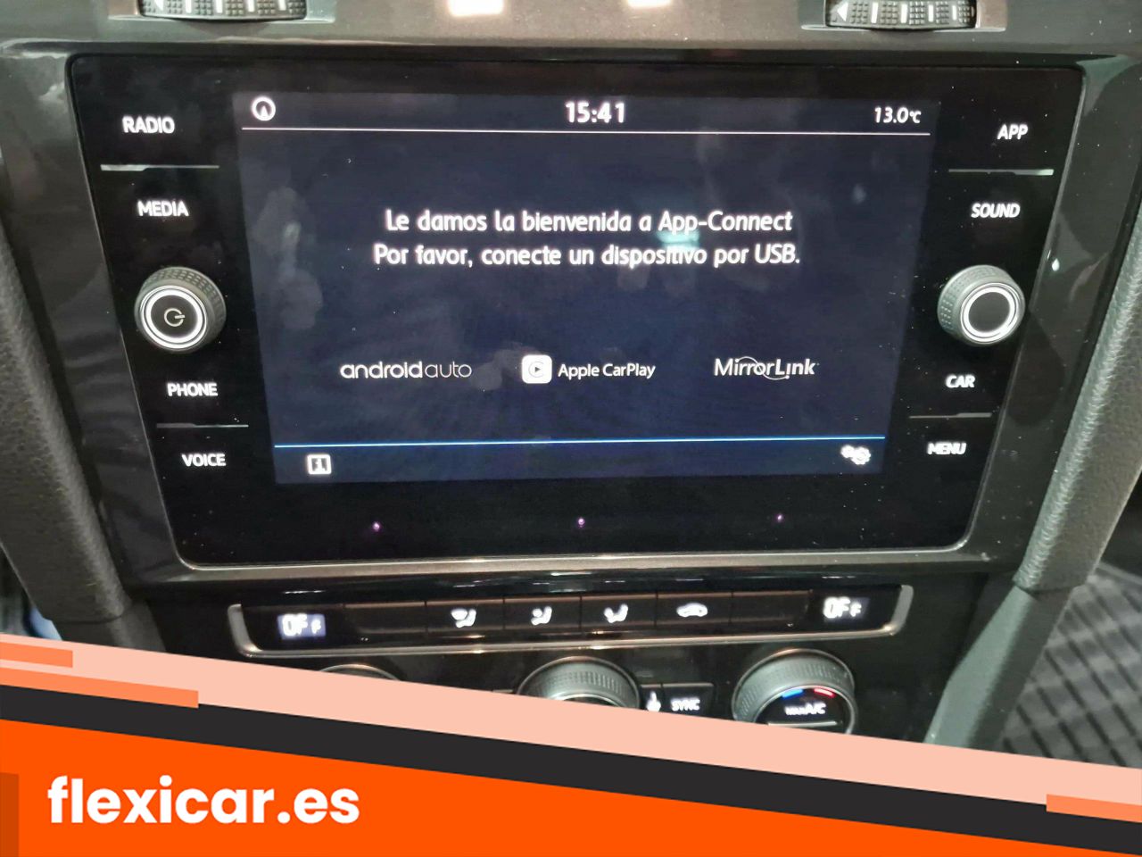 Foto Volkswagen Golf 24