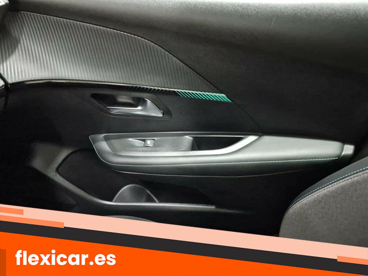 Foto Peugeot 208 11