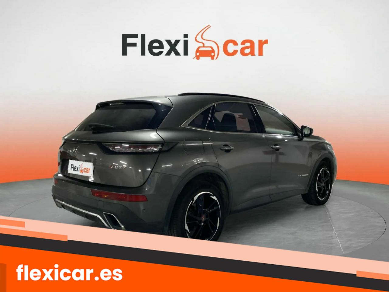 Foto DS Automobiles DS 7 8