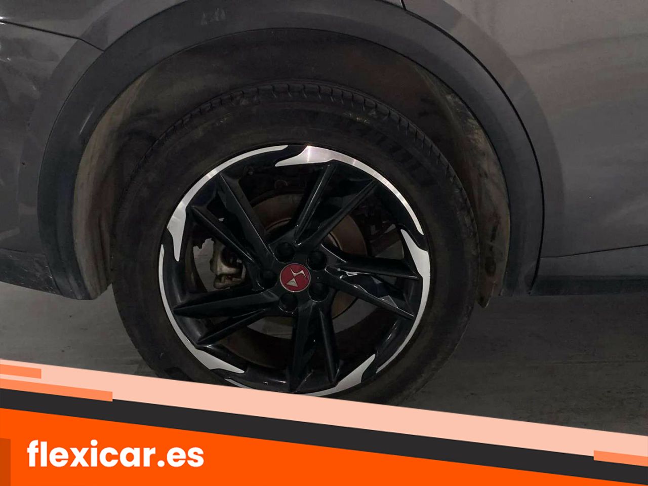 Foto DS Automobiles DS 7 25