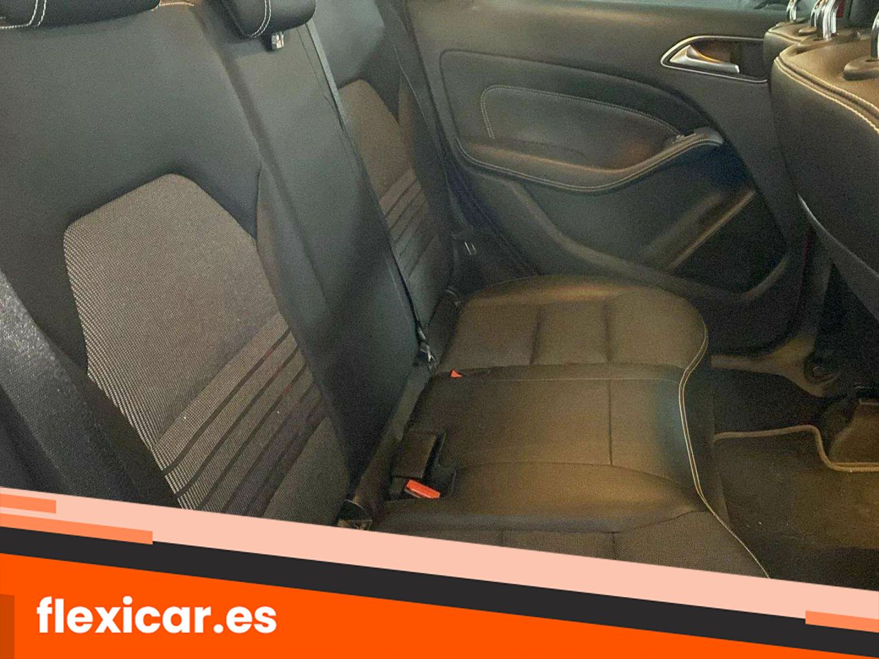 Foto Mercedes-Benz Clase B 25