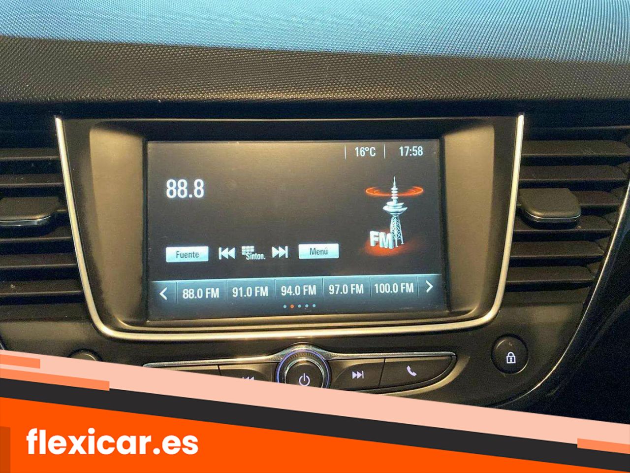 Foto Opel Crossland X 15