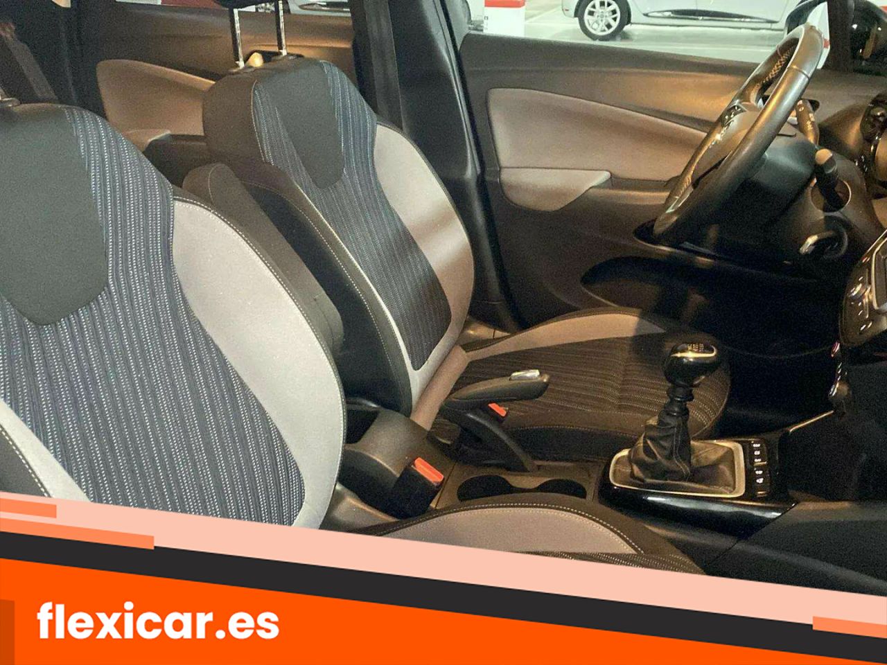 Foto Opel Crossland X 21