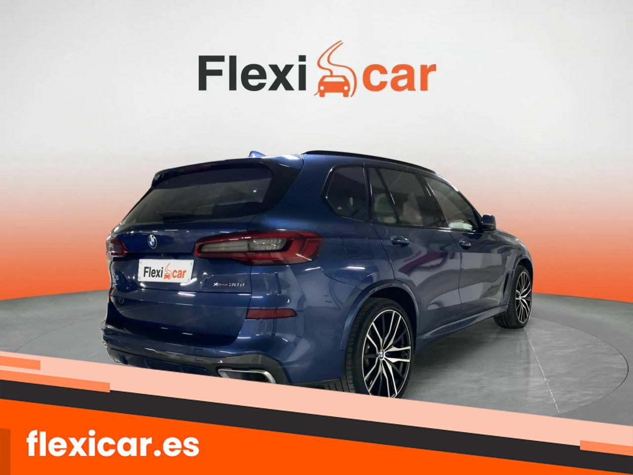Foto BMW X5 8