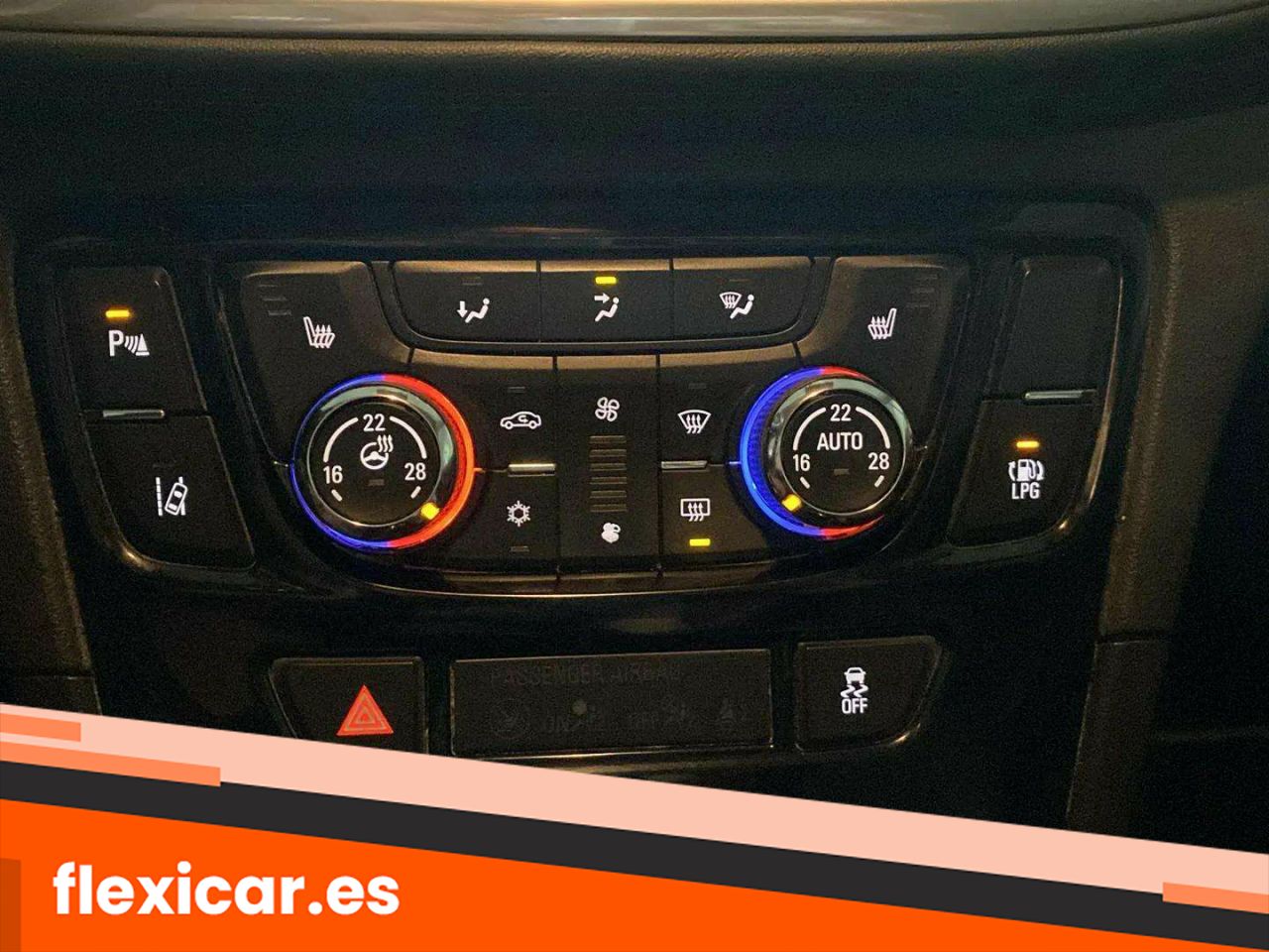 Foto Opel Mokka X 18