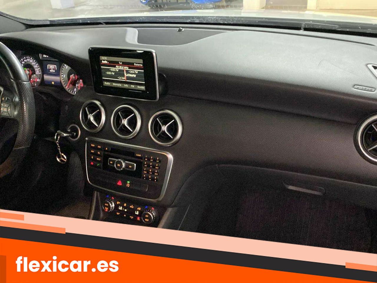 Foto Mercedes-Benz Clase A 18