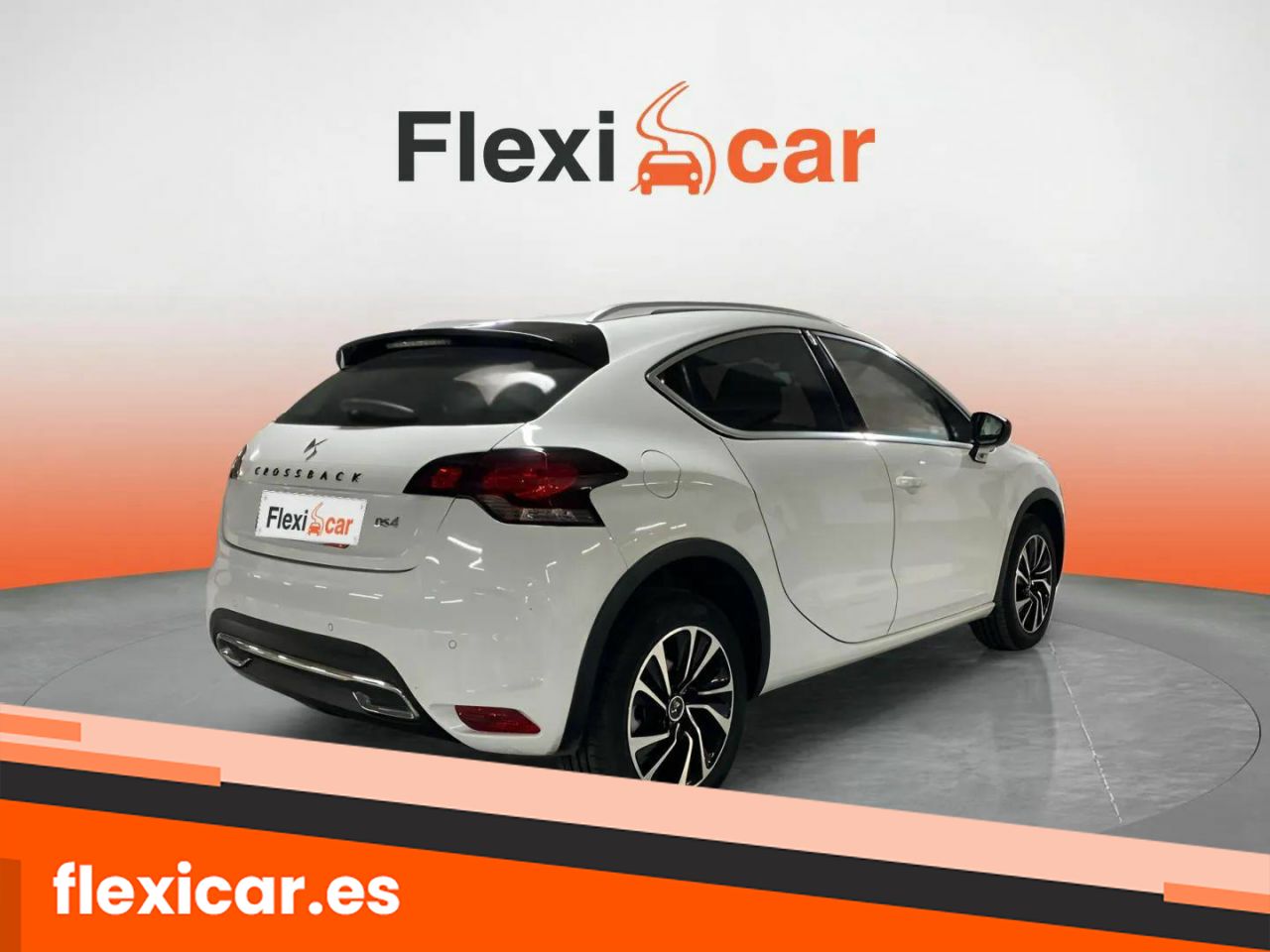 Foto DS Automobiles DS 4 8