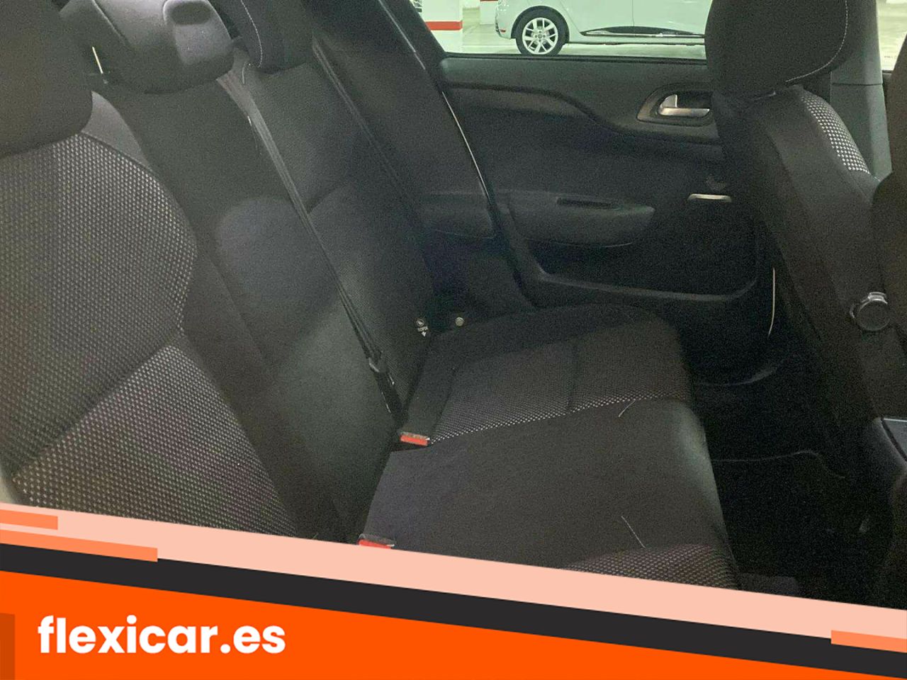 Foto DS Automobiles DS 4 24
