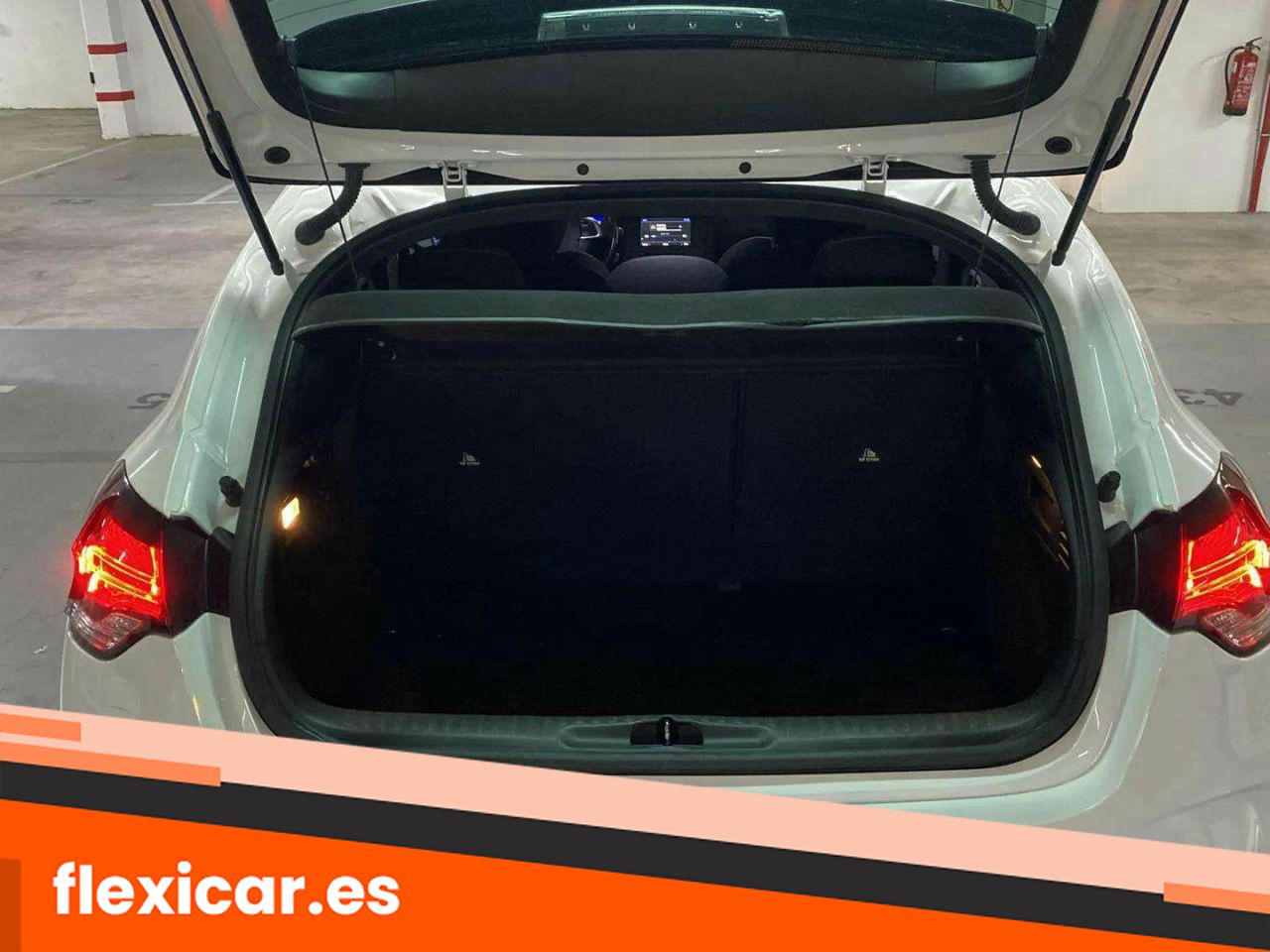 Foto DS Automobiles DS 4 25