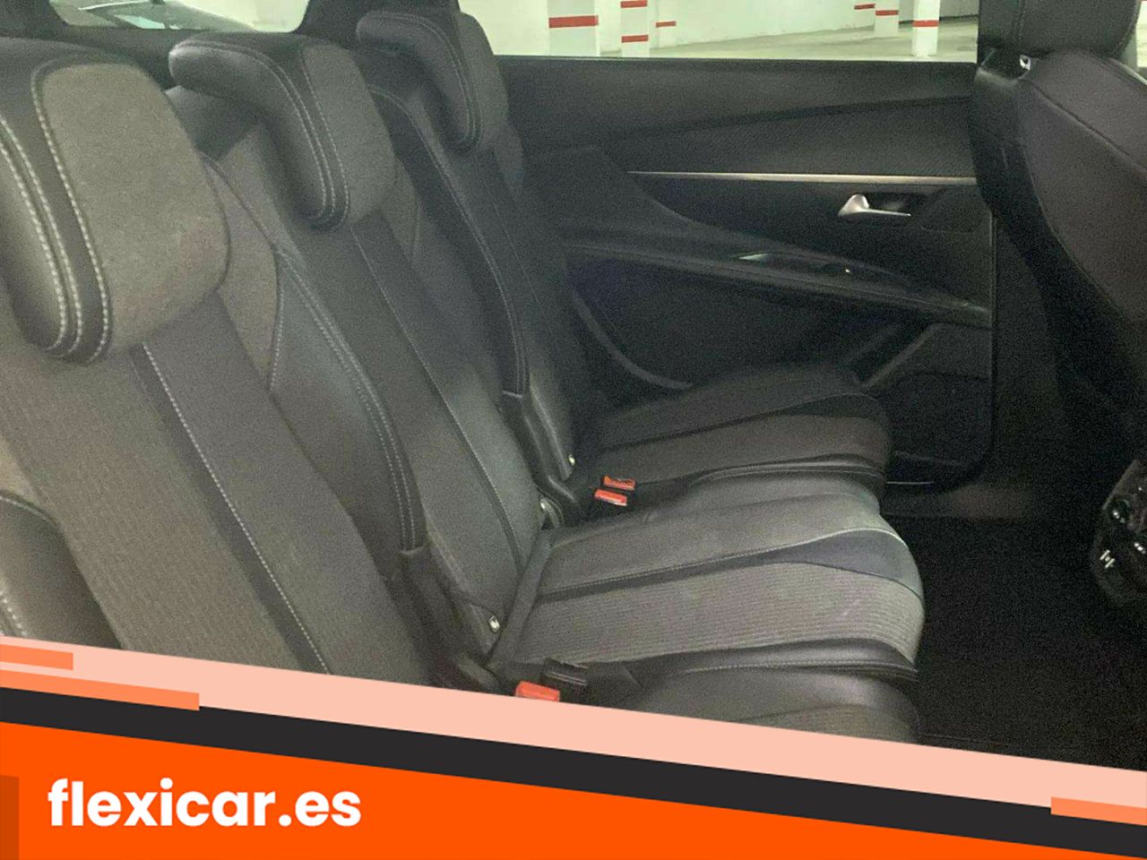 Foto Peugeot 5008 25