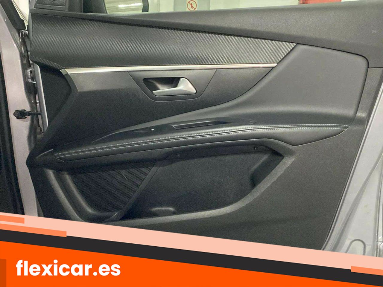Foto Peugeot 5008 32