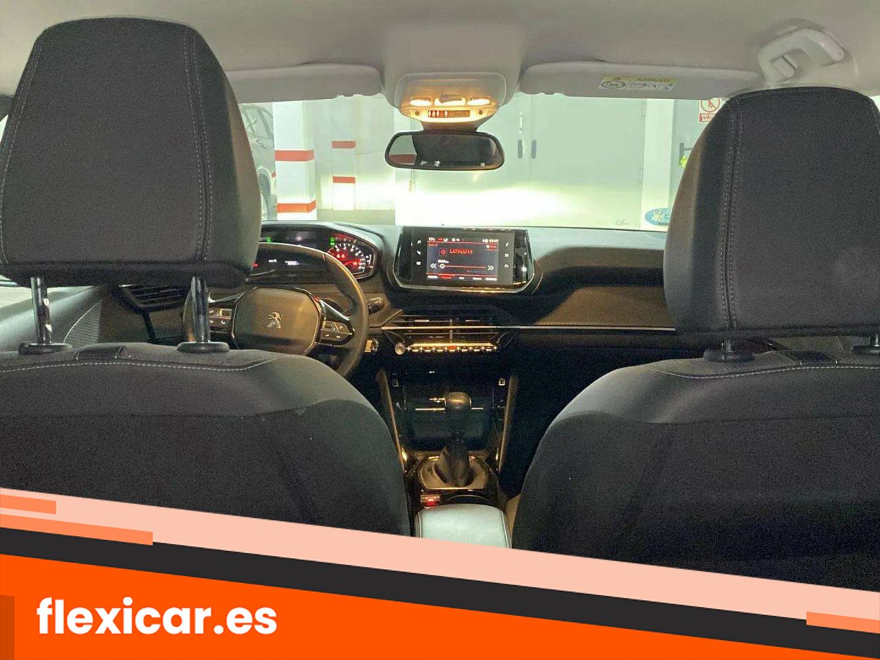 Foto Peugeot 208 26