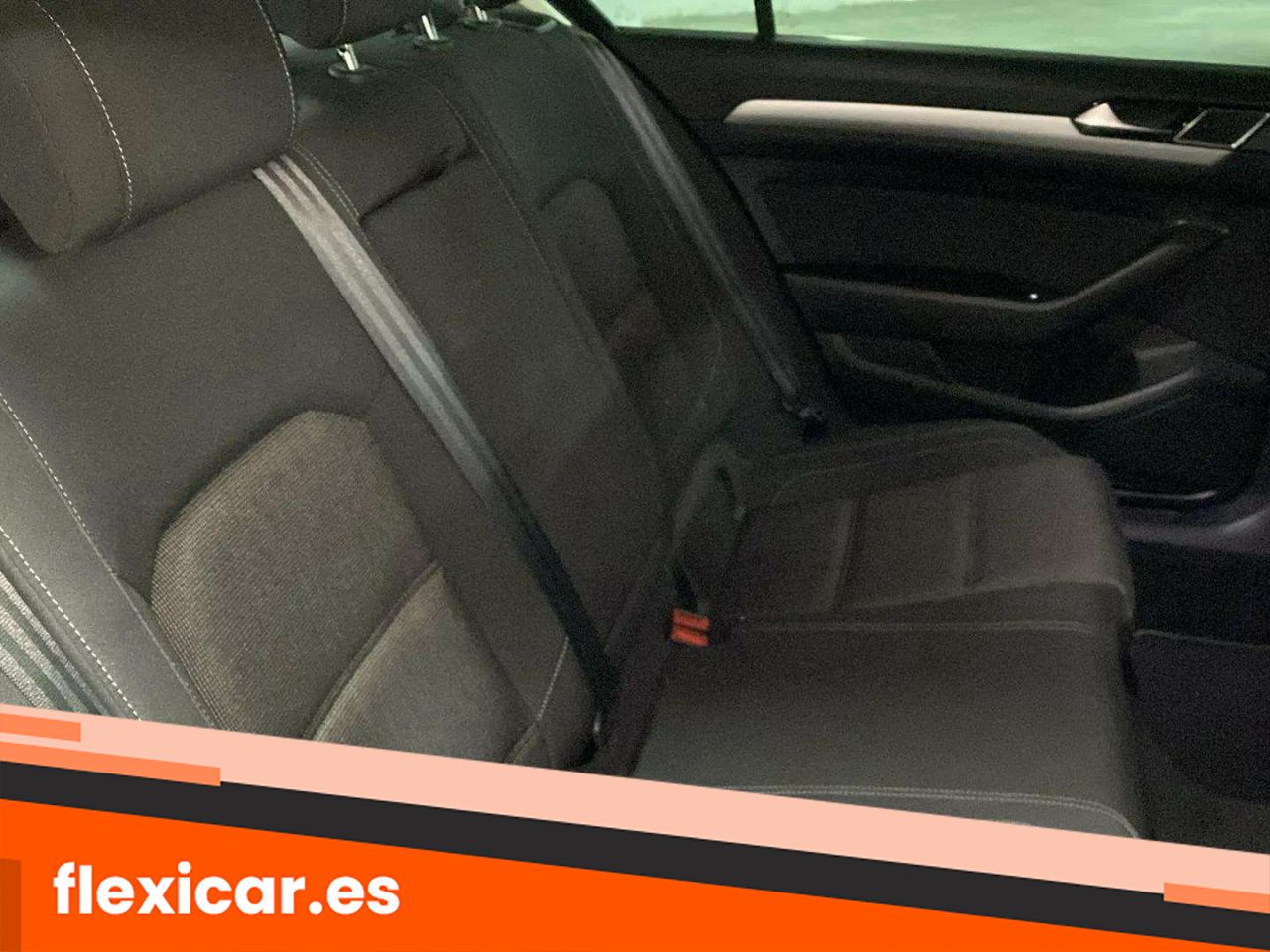 Foto Volkswagen Passat 24
