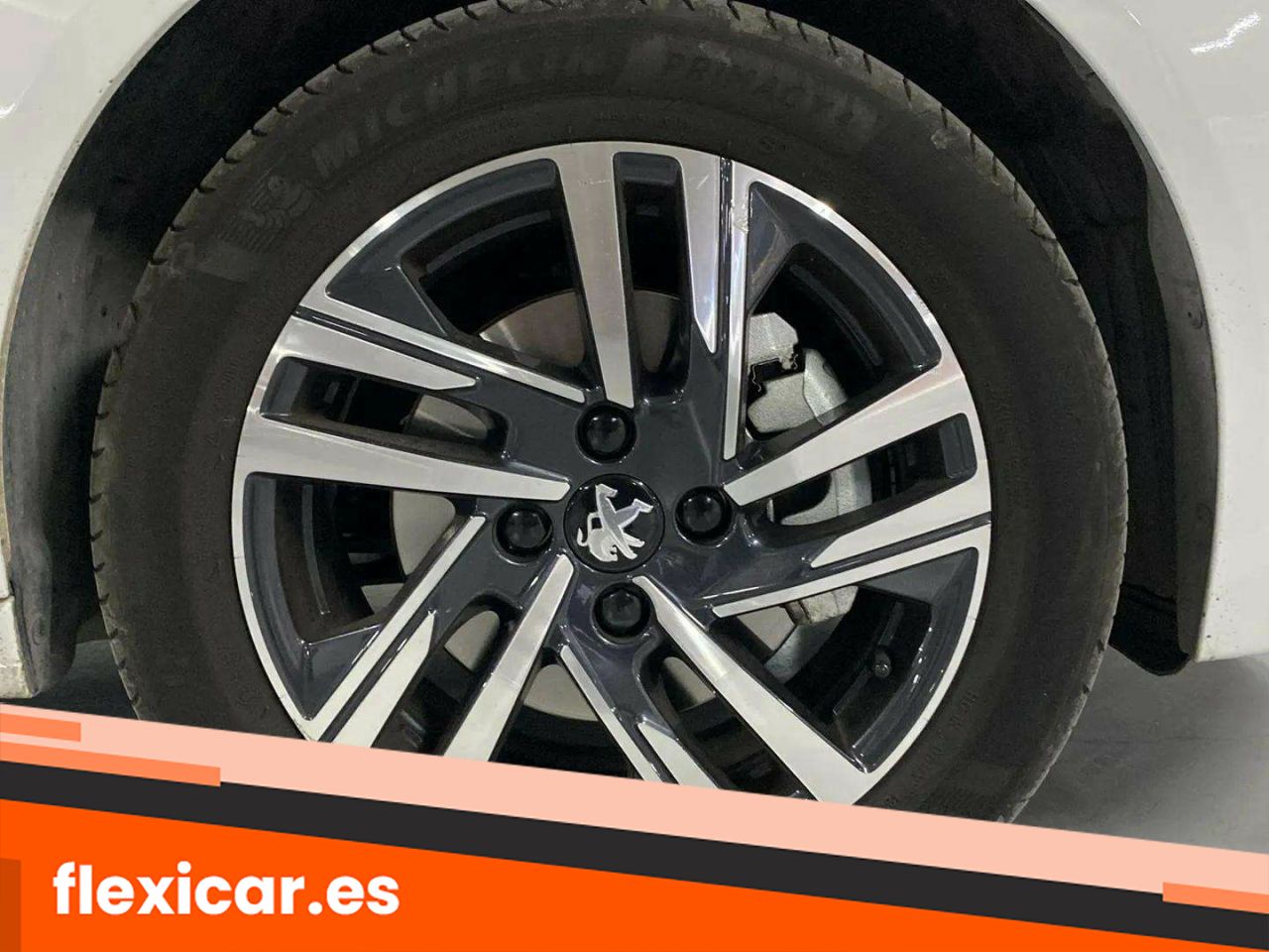 Foto Peugeot 208 32
