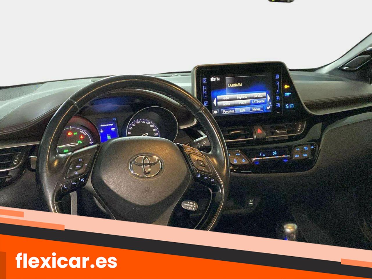 Foto Toyota C-HR 10